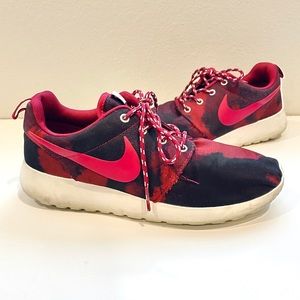 Nike Rosche Running Shoe